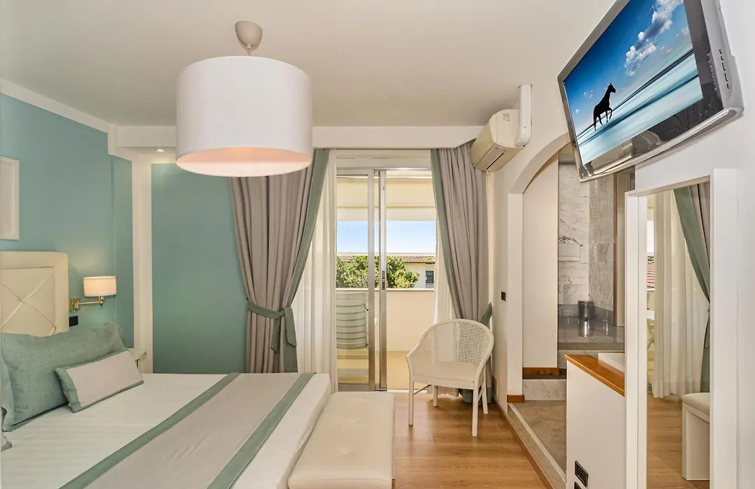 Raffaelli Park Hotel-1
